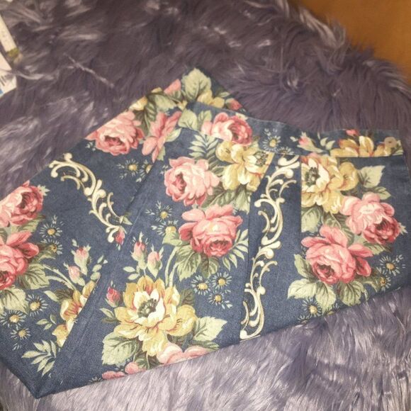Vintage Graver Studio Floral Shorts Plus Size 3X - Picture 1 of 10